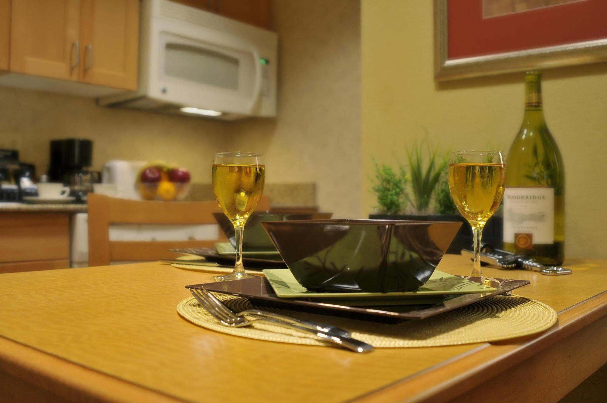 Homewood Suites By Hilton At Carolina Point - Greenville Room photo