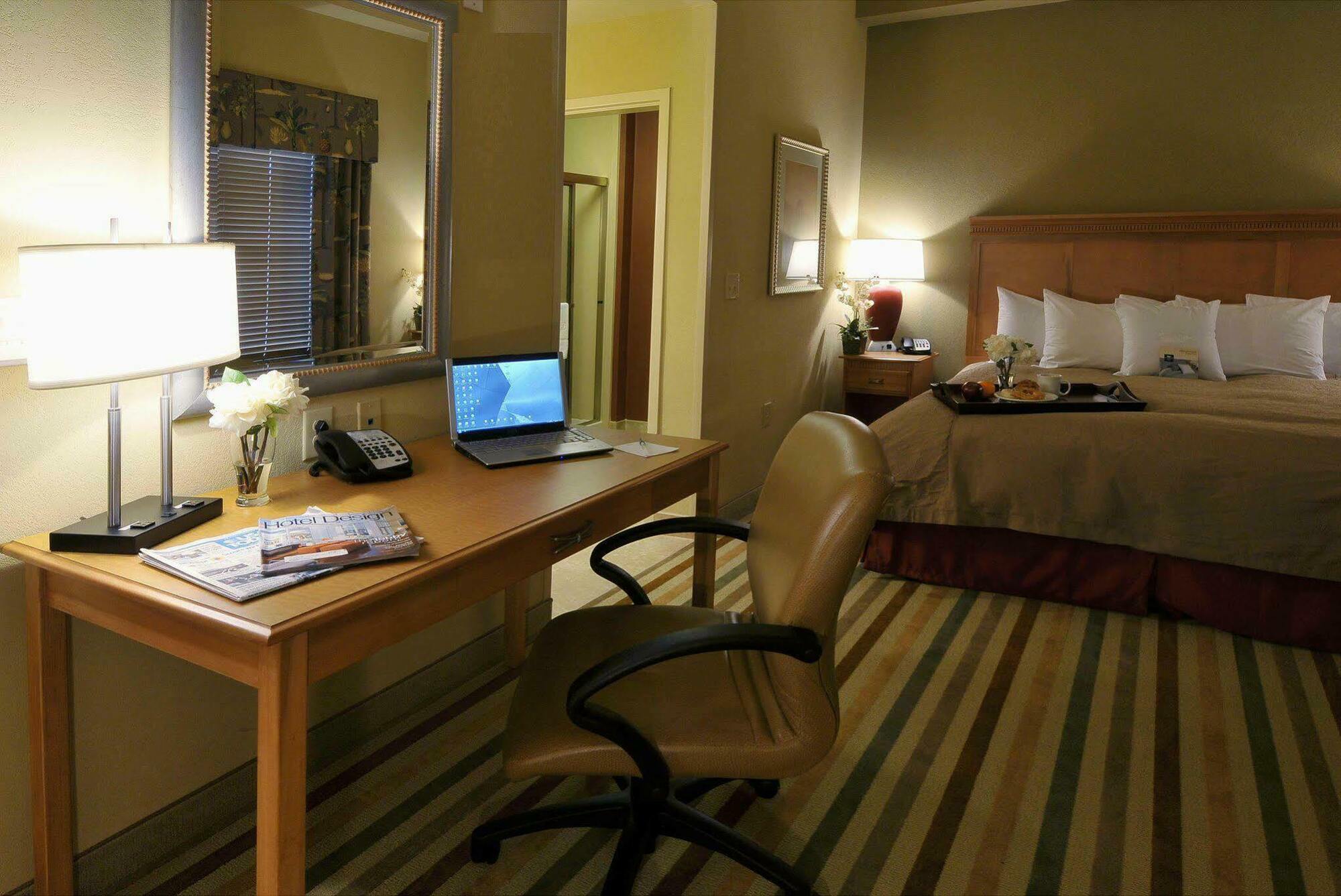 Homewood Suites By Hilton At Carolina Point - Greenville Room photo